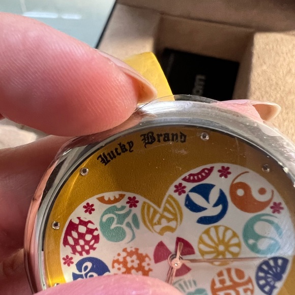 Lucky Brand Watch Lucky In Love Peace to All Everywhere - Picture 4 of 9